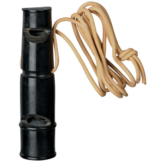 Fluier din Corn de Bivol, cu Șnur de Piele, 9 cm