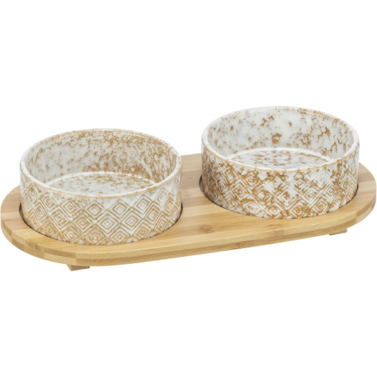 Trixie – set 2 castroane ceramice cu suport din bambus pentru câini și pisici, 2 × 0,3 L / Ø 12 cm, 30 × 6 × 15 cm, alb/maro deschis